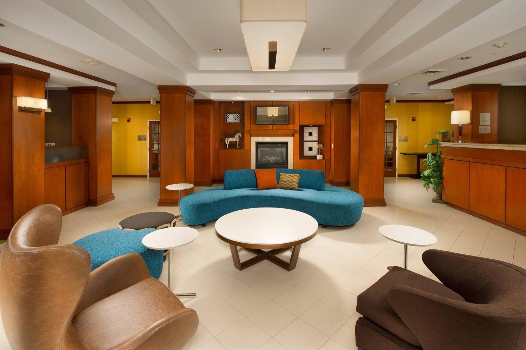 Fairfield Inn & Suites By Marriott Marshall Eksteriør bilde