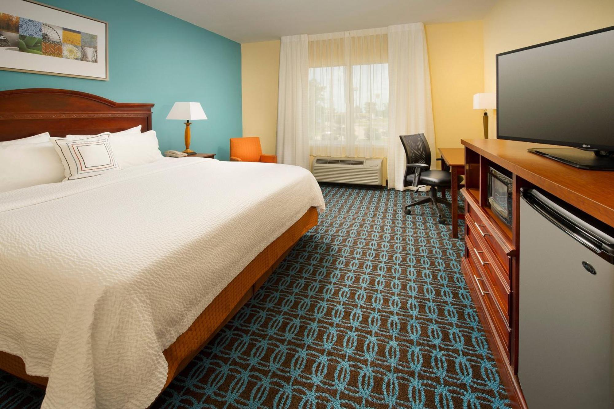 Fairfield Inn & Suites By Marriott Marshall Eksteriør bilde
