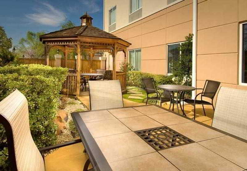 Fairfield Inn & Suites By Marriott Marshall Eksteriør bilde